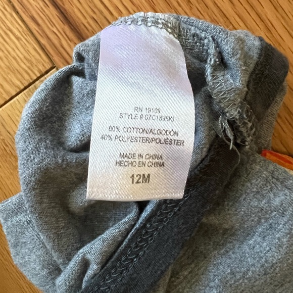 KISS Baby Onesie ~ 12m - Picture 5 of 7